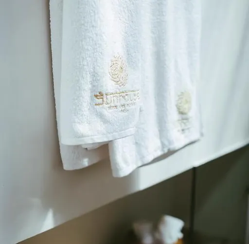 Sunhouse, Mandala Village Гостевой дом 4*