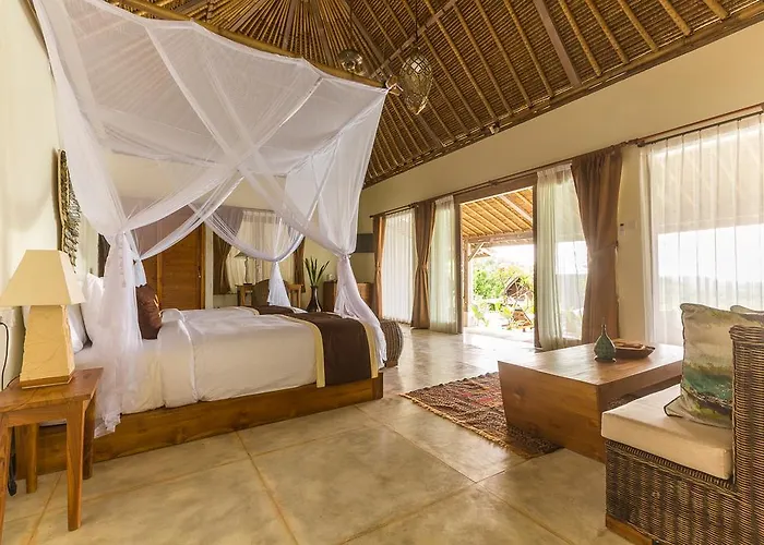 Sunhouse, Mandala Village Гостевой дом Джимбаран