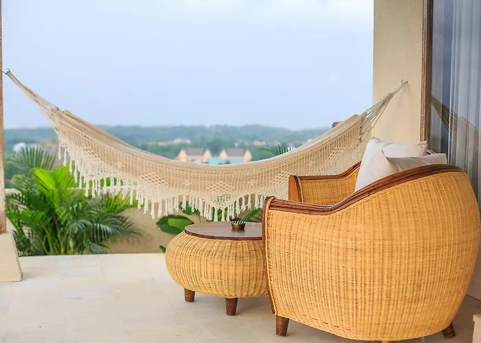 Sunhouse, Mandala Village Гостевой дом Джимбаран