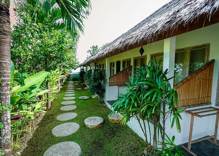 Sunhouse, Mandala Village Гостевой дом Джимбаран